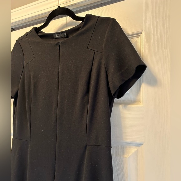 🌻2/$10🌻 Little black dress, Reitmans, size Medium - Picture 4 of 8